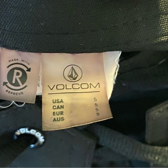 VOLCOM woman’s SIMPLY SOLID 11" TRUNKS BLACK swim board surf shorts -5 - Picture 5 of 9